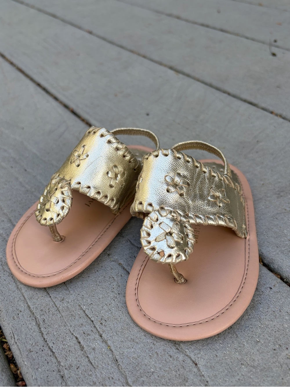 Jack Rogers Girls infant/baby Gold Metallic Leather Thong Sandals